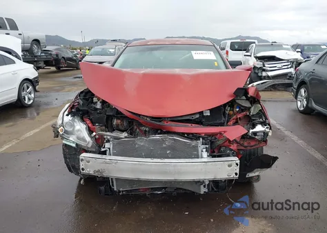 2014 Nissan Altima 2.5/2.5 S/2.5 Sl/2.5 Sv z USA, uszkodzony, nr VIN 1N4AL3AP7EC405468